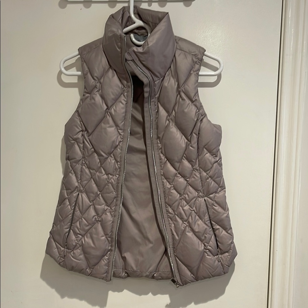 Athleta Gray Quilted Vest with High Collar and Zipper Closure